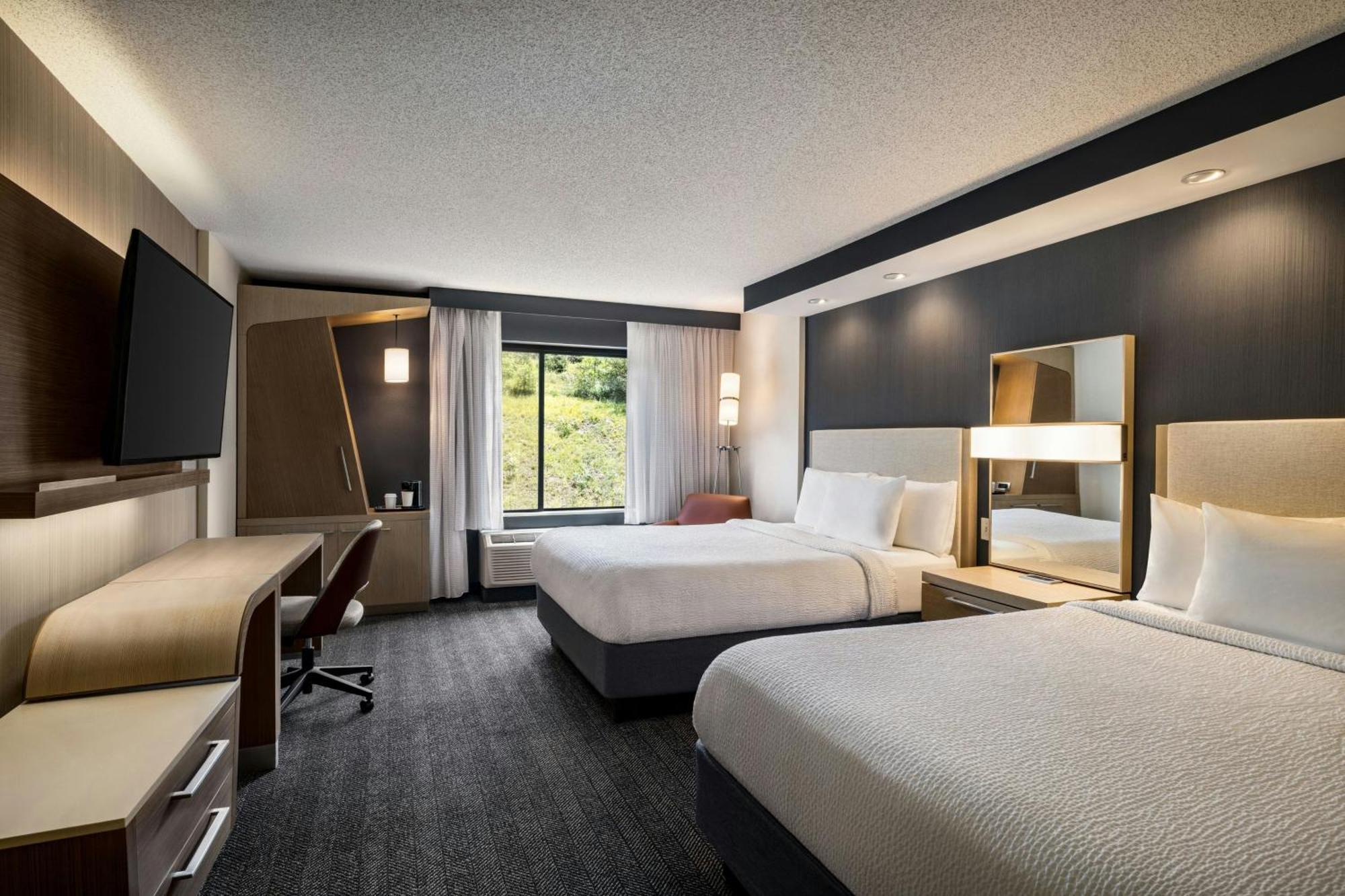 Courtyard By Marriott Arena 3*