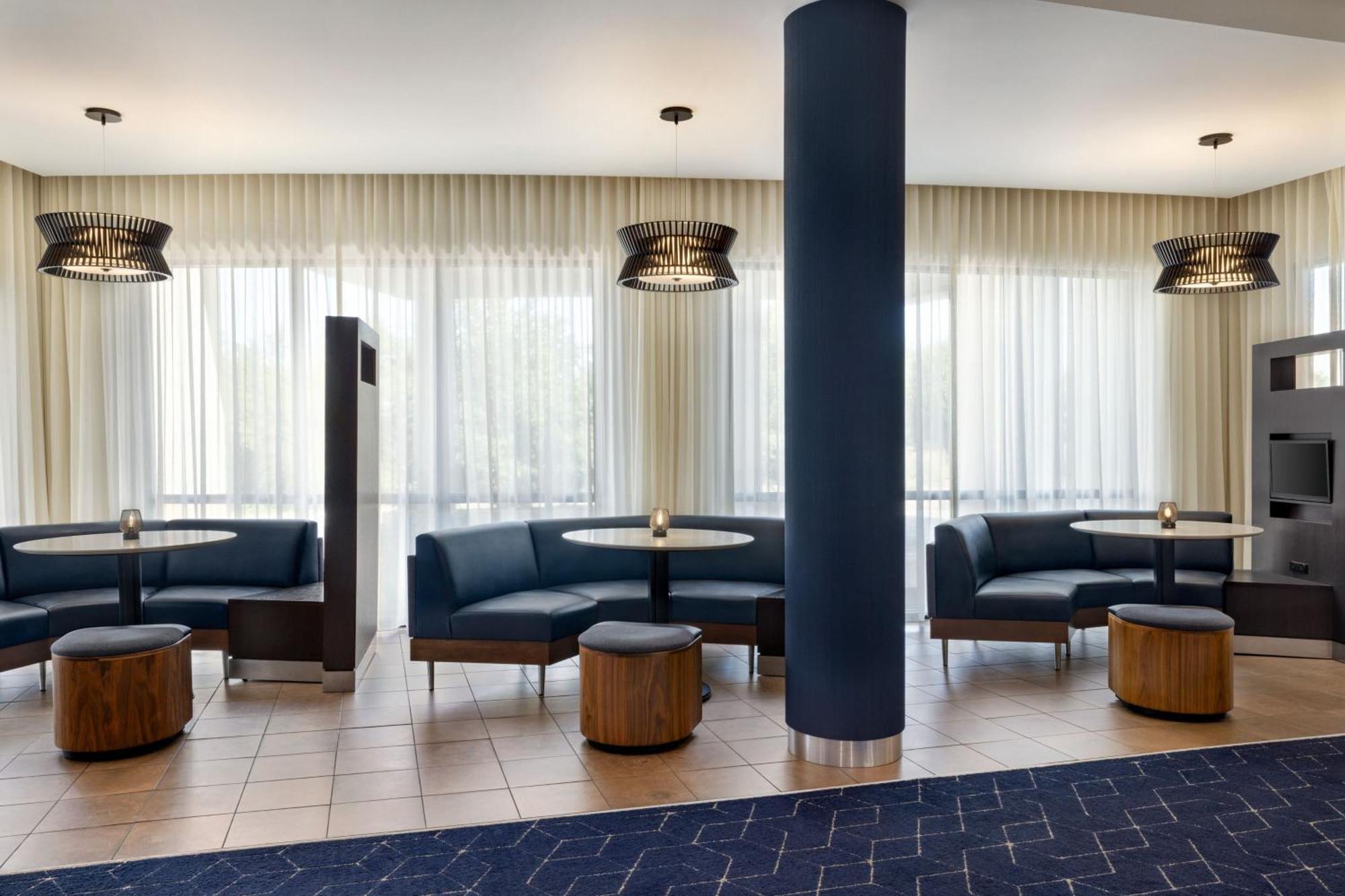 Courtyard By Marriott Arena 3*