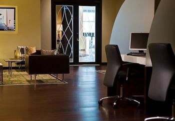 Courtyard By Marriott Arena Hotel
