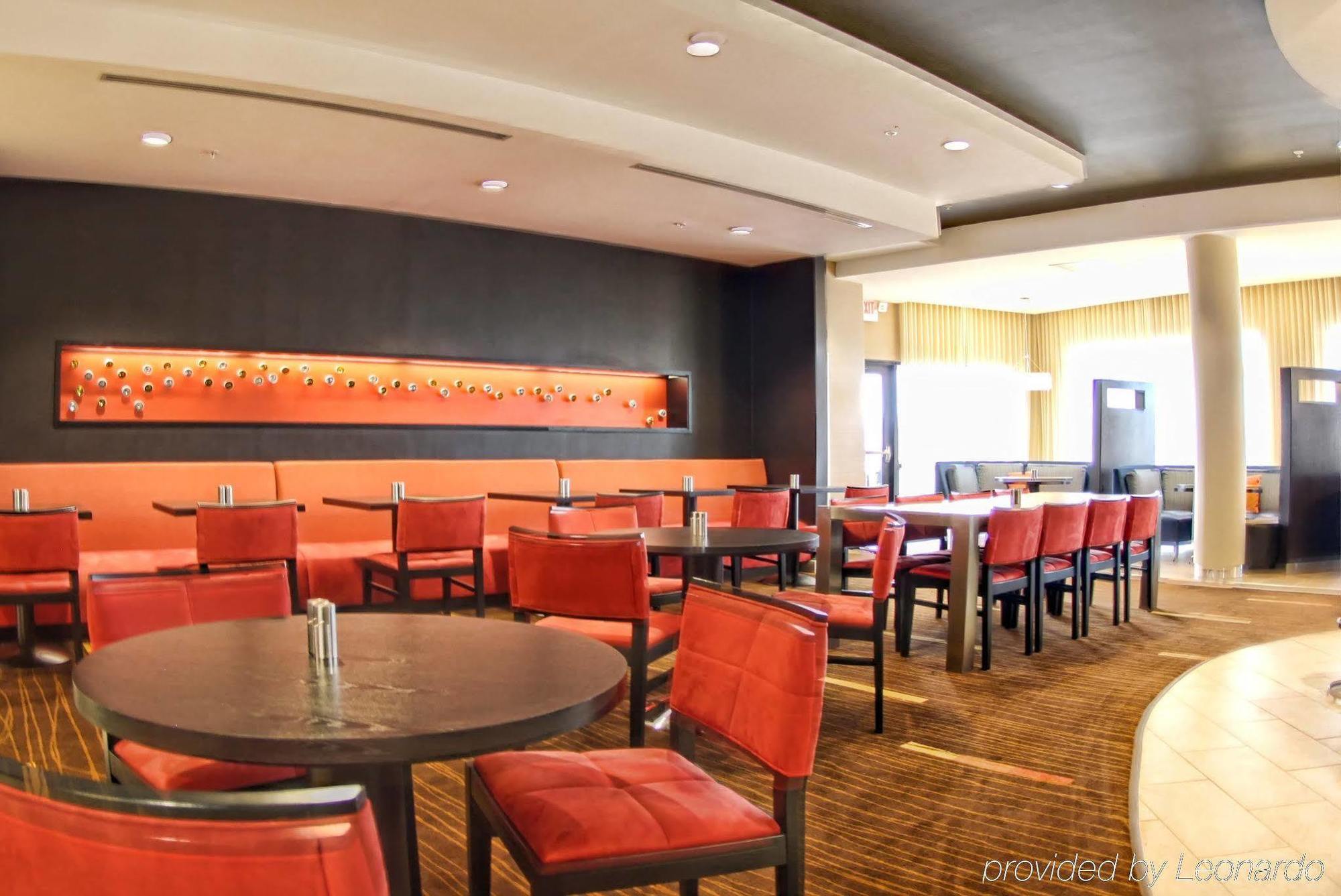 Courtyard By Marriott Arena Hotel 3*